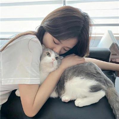 黄蜂女